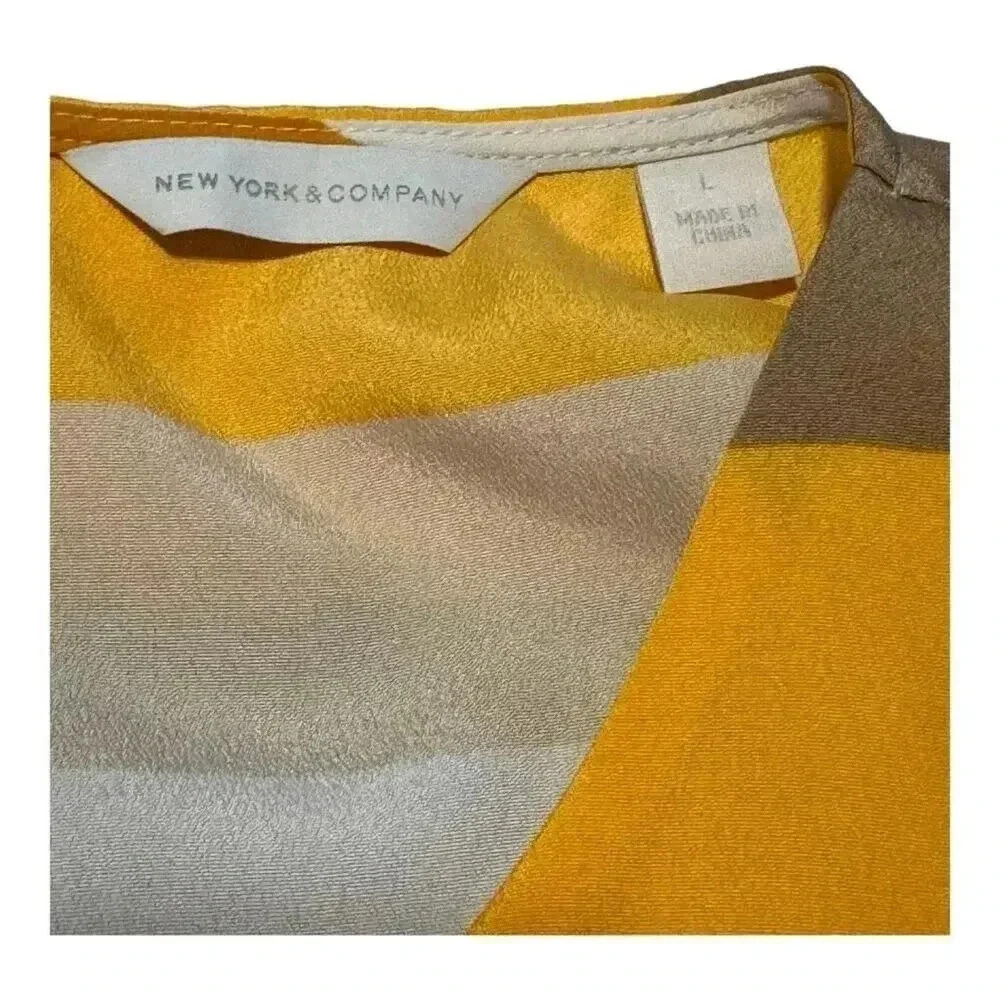 New York & Company Women’s Large Pleated Striped Sleeveless Top - Picture 4 of 6